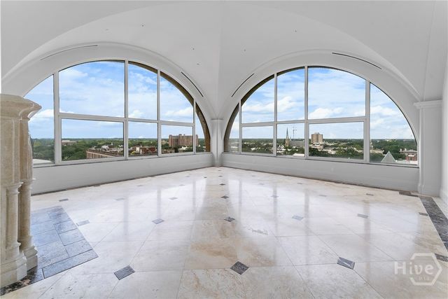 300 Bull Street 704, Savannah, GA 31401