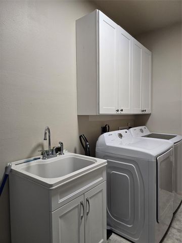 15511 Stable Oak Drive, Cypress, TX 77429