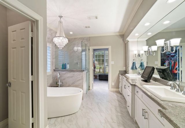 15511 Stable Oak Drive, Cypress, TX 77429