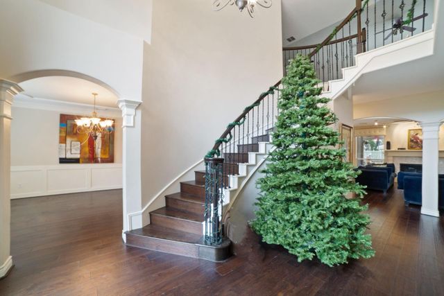 15511 Stable Oak Drive, Cypress, TX 77429