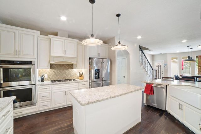 15511 Stable Oak Drive, Cypress, TX 77429