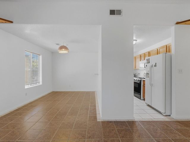 342 Sunset Farm Place SW, Albuquerque, NM 87105