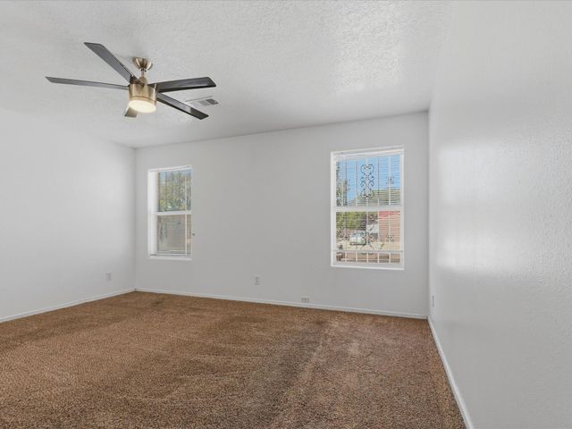 342 Sunset Farm Place SW, Albuquerque, NM 87105