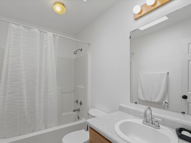 342 Sunset Farm Place SW, Albuquerque, NM 87105