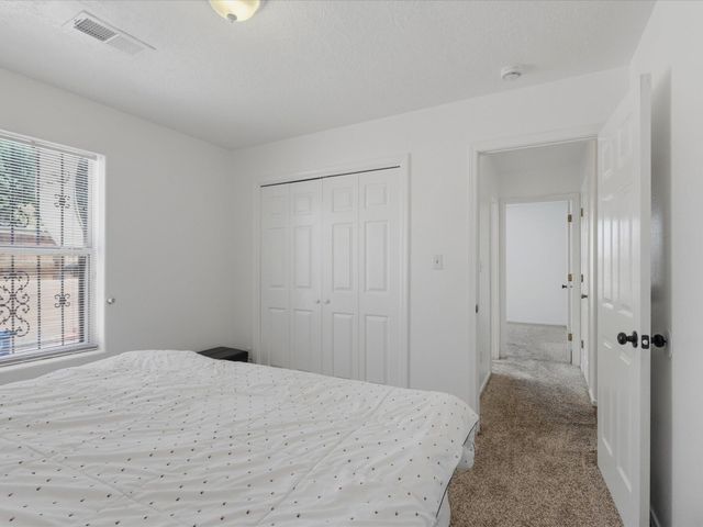 342 Sunset Farm Place SW, Albuquerque, NM 87105