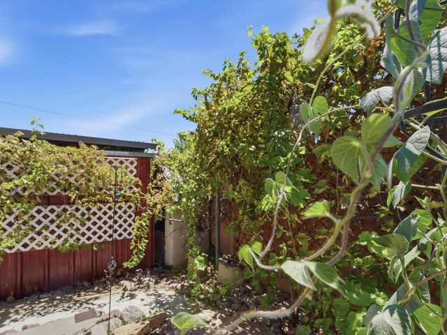 342 Sunset Farm Place SW, Albuquerque, NM 87105