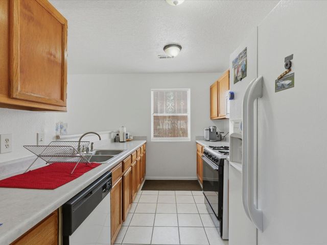 342 Sunset Farm Place SW, Albuquerque, NM 87105