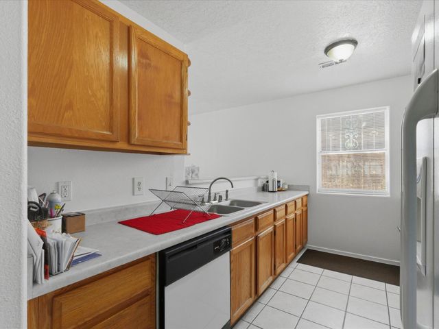 342 Sunset Farm Place SW, Albuquerque, NM 87105