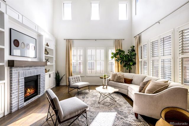 9740 E 32nd Avenue, Denver, CO 80238