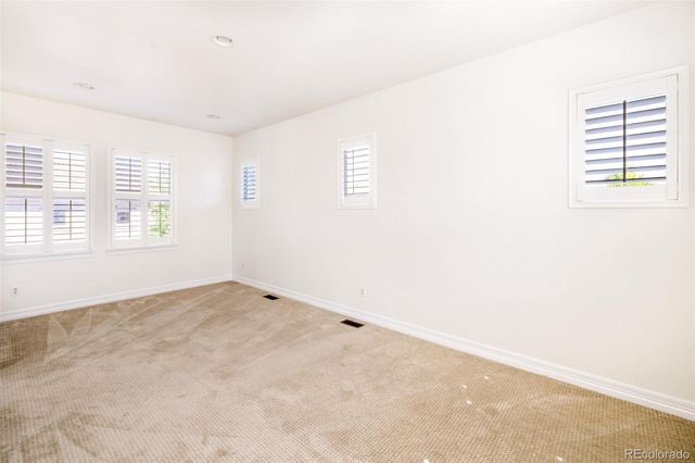 9740 E 32nd Avenue, Denver, CO 80238