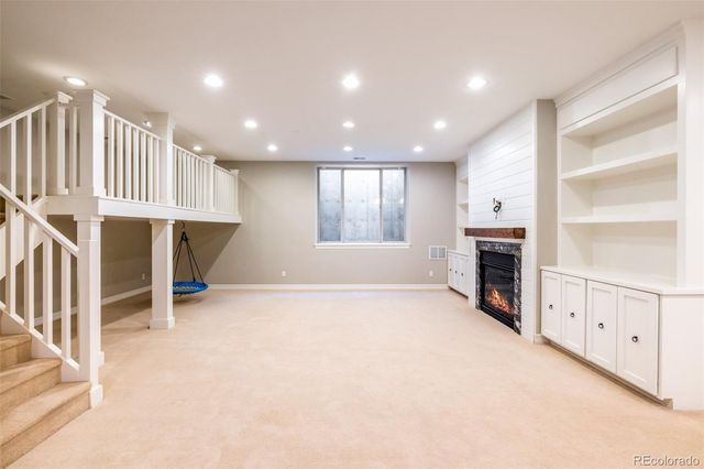 9740 E 32nd Avenue, Denver, CO 80238