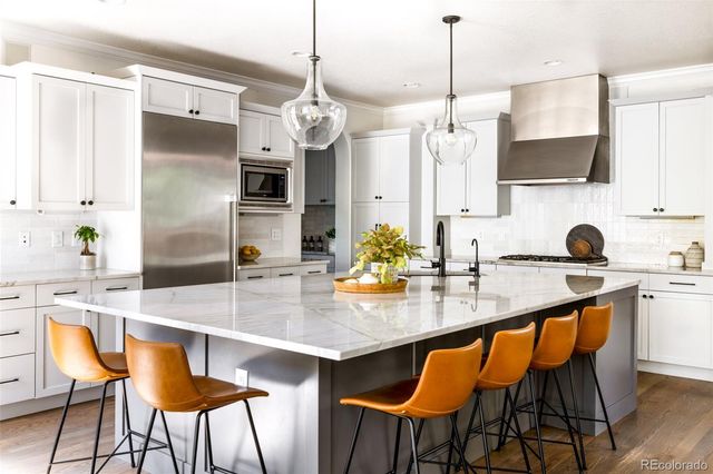 9740 E 32nd Avenue, Denver, CO 80238