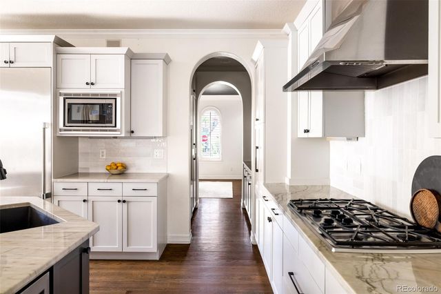 9740 E 32nd Avenue, Denver, CO 80238