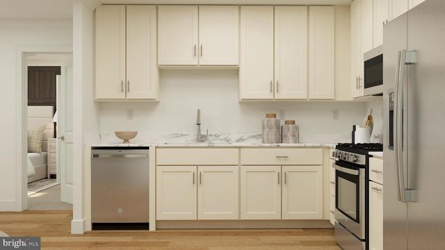 2303 PRINCE HALL DR, Pennington, NJ 08534