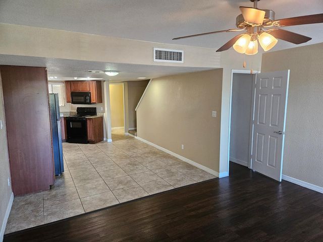 885 N Granite Reef Road Unit 100A, Scottsdale, AZ 85257