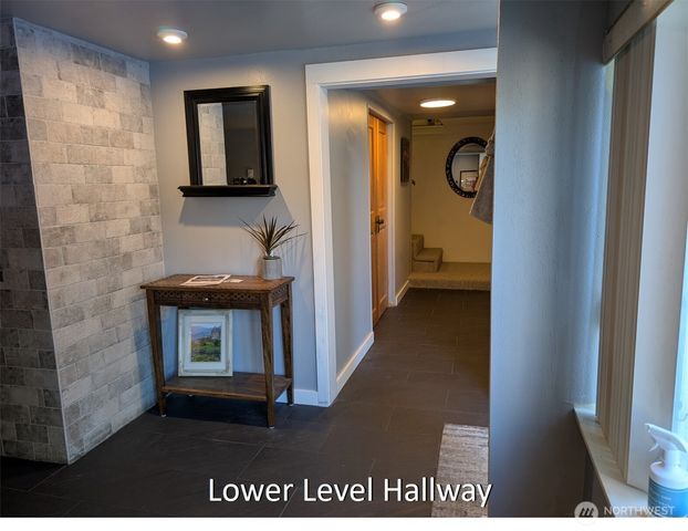 224 S 166th Street, Burien, WA 98148