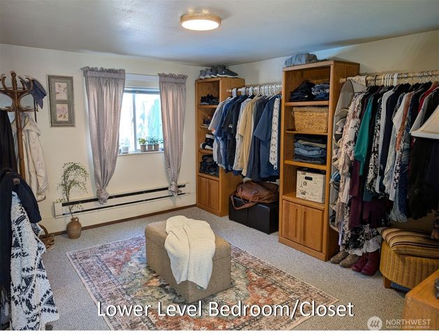224 S 166th Street, Burien, WA 98148