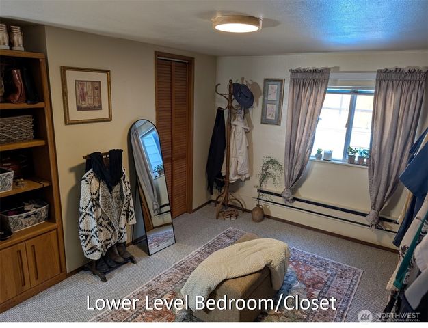 224 S 166th Street, Burien, WA 98148