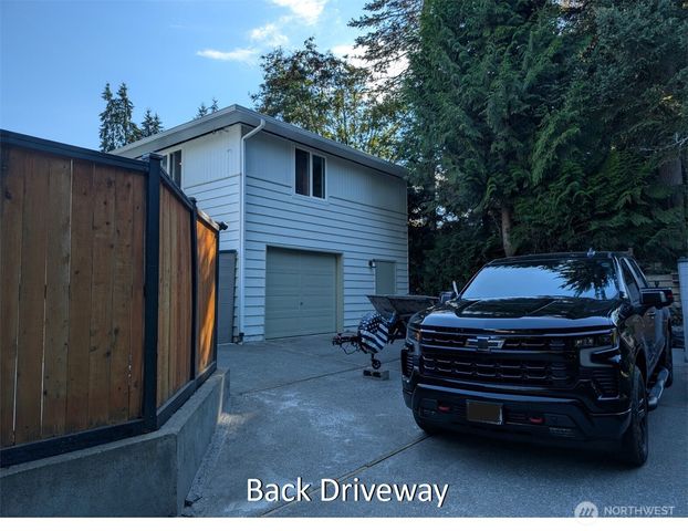 224 S 166th Street, Burien, WA 98148