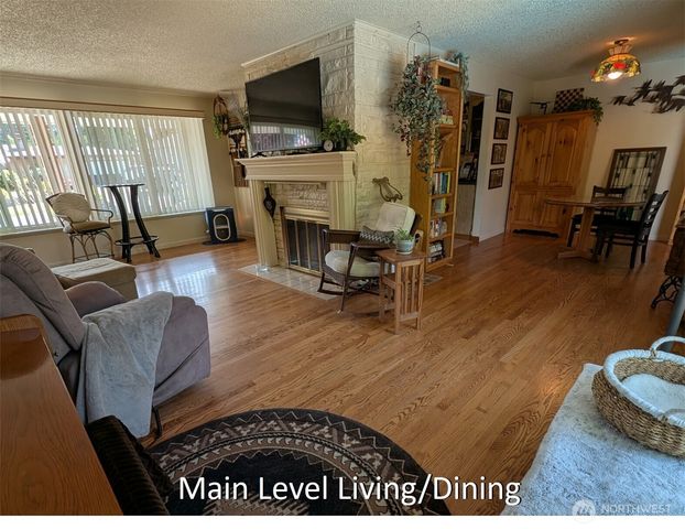 224 S 166th Street, Burien, WA 98148