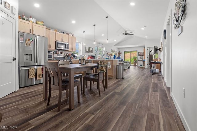 1031 Sycamore Lane, Millersburg, OH 44654