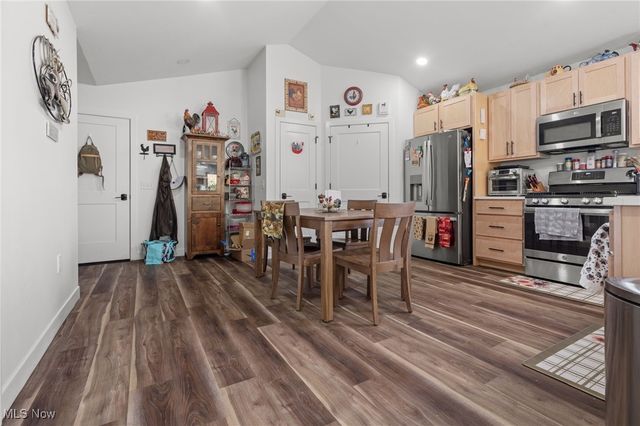 1031 Sycamore Lane, Millersburg, OH 44654