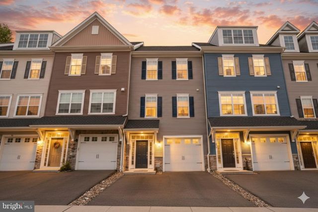 306 ROCK RUN CIR, Broomall, PA 19008