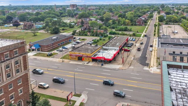 13145 Woodward Avenue, Highland Park, MI 48203