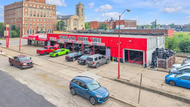 13145 Woodward Avenue, Highland Park, MI 48203