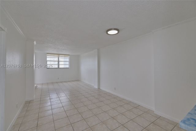 2903 N Miami Beach Blvd 806, North Miami Beach, FL 33160