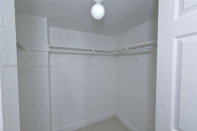 2903 N Miami Beach Blvd 806, North Miami Beach, FL 33160