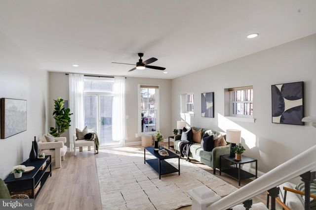 1300 S BAYLIS ST, Baltimore, MD 21224