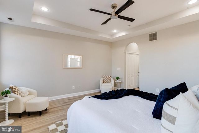 1300 S BAYLIS ST, Baltimore, MD 21224