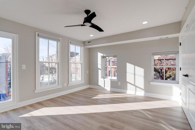 1300 S BAYLIS ST, Baltimore, MD 21224