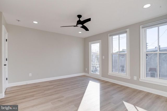 1300 S BAYLIS ST, Baltimore, MD 21224