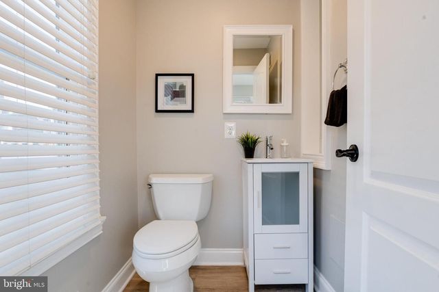 1300 S BAYLIS ST, Baltimore, MD 21224