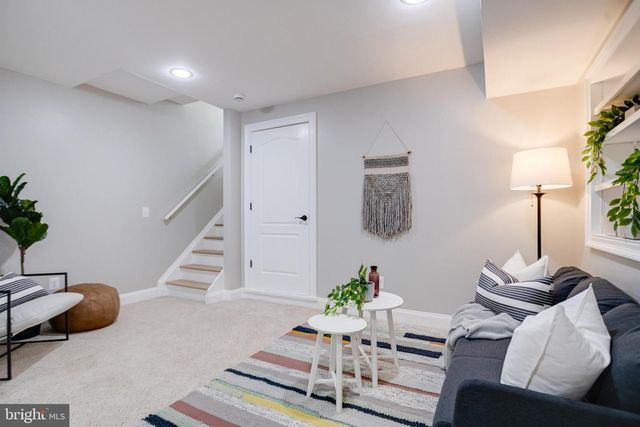 1300 S BAYLIS ST, Baltimore, MD 21224