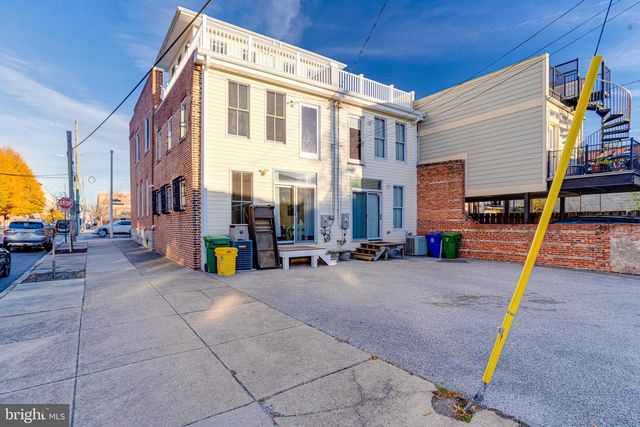 1300 S BAYLIS ST, Baltimore, MD 21224