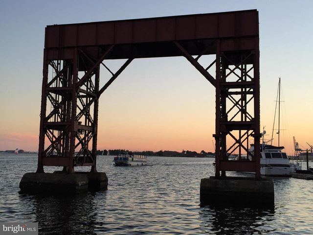 1300 S BAYLIS ST, Baltimore, MD 21224