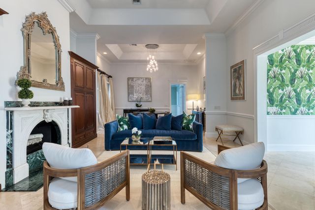 2258 E Ibis Isle Rd Road E, Palm Beach, FL 33480