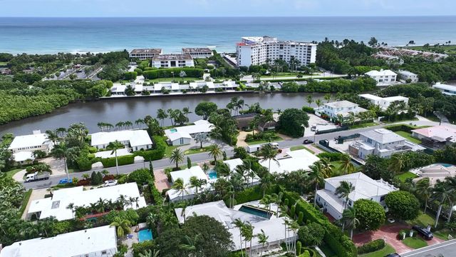 2258 E Ibis Isle Rd Road E, Palm Beach, FL 33480