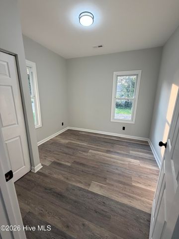 302 W 1st Street, Princeton, NC 27569