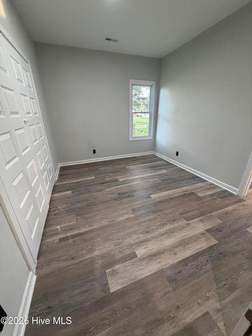 302 W 1st Street, Princeton, NC 27569
