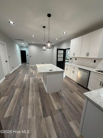 302 W 1st Street, Princeton, NC 27569