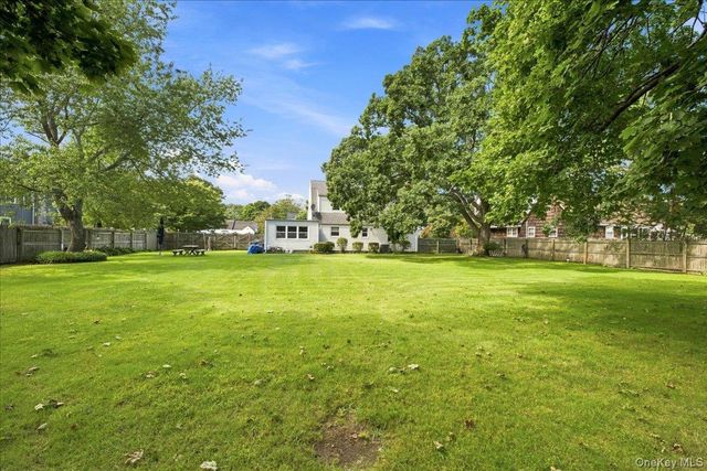 297 Maple Avenue, Patchogue, NY 11772