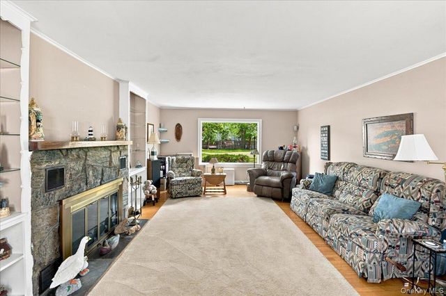 297 Maple Avenue, Patchogue, NY 11772