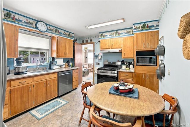 297 Maple Avenue, Patchogue, NY 11772