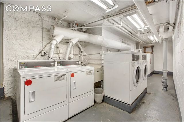 215 E 89th St Apt 2B, New York City, NY 10128