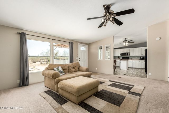 12285 W Windchime Drive, Tucson, AZ 85743