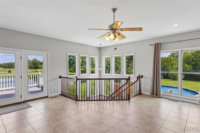 98 Lincoln Lane, Winfield, MO 63389
